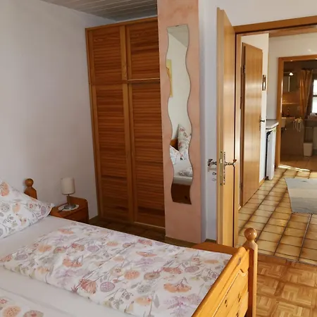 아파트 Hell Claudia