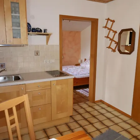 Hell Claudia Apartment *